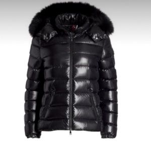 WOMENS MONCLER BADY Fox Fur-Trim Hood Quilted Down Jacket BLACK Like New!
